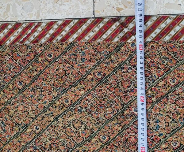 Antique needle point tablecloth - Image 4