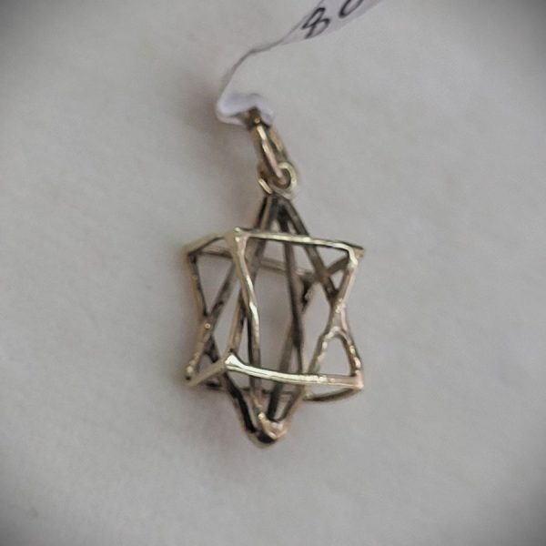Handmade 14 carat yellow gold pendant 3 dimension star of David, Kabbalah design. Dimension 0.9 cm X 1.1 cm X 2.4 approximately.