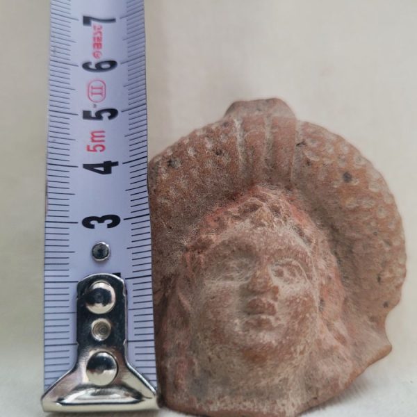 Pottery lady Roman head - Image 6