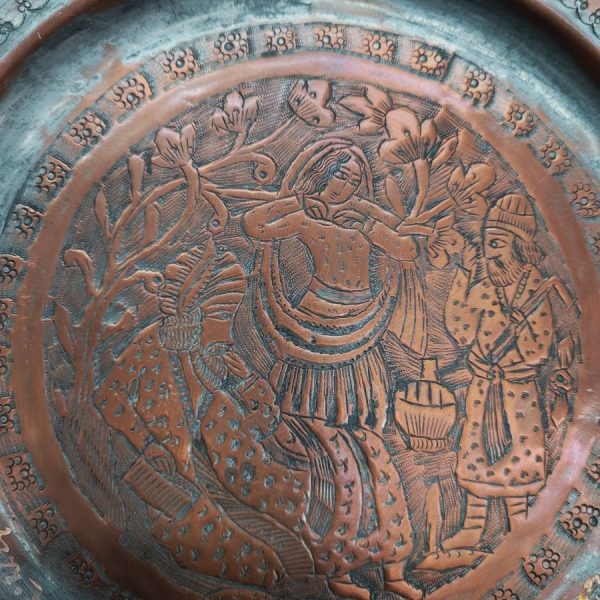 Queen Esther vintage dish - Image 6
