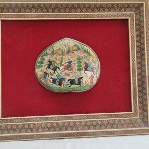 Handmade vintage mosaic frame hand painting mother of pearl painting describing deer hunting, made in the 1950's. Dimension 25 cm X 31 cm approximately.