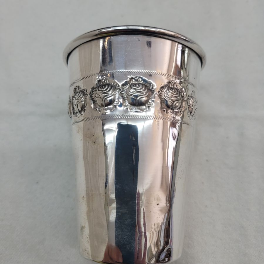 Silver goblet rose flowers - Image 6