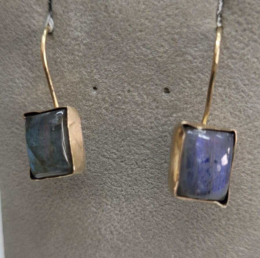 Sterling silver gold earrings Labradorites stones set with 14 carat gold frame and gold wires. Dimension 0.8 cm X 1.5 cm approximately.