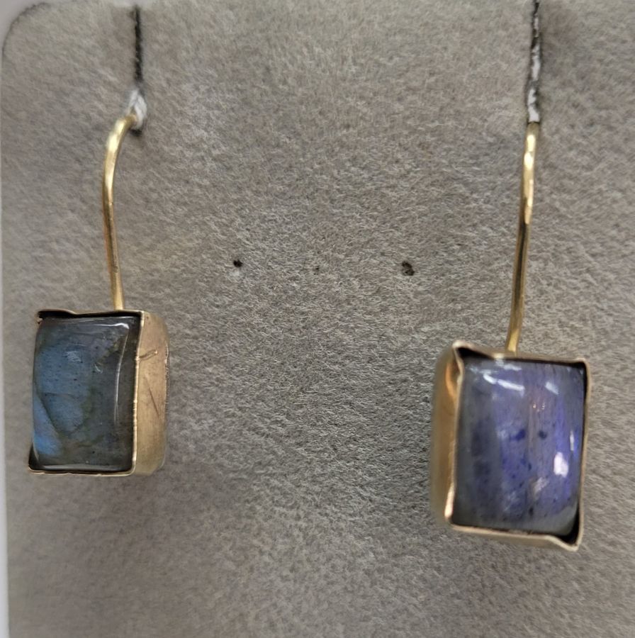 Sterling silver gold earrings Labradorites stones set with 14 carat gold frame and gold wires. Dimension 0.8 cm X 1.5 cm approximately.