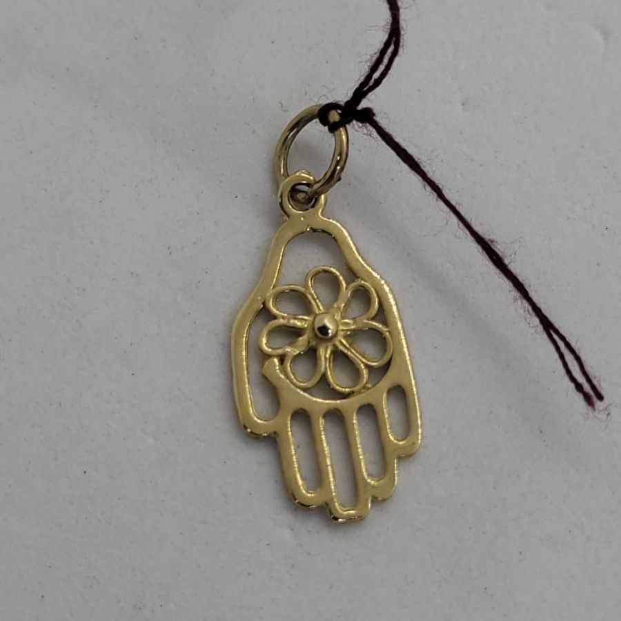 Gold cut out Hamsa - Image 5
